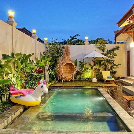 Sarayu Villa เซมินยัค ภายนอก รูปภาพ